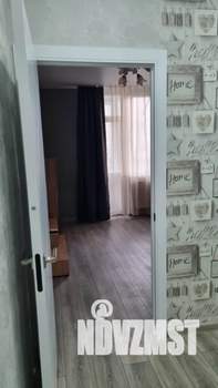 1-к квартира, посуточно, 38м2, 7/25 этаж