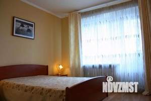 2-к квартира, посуточно, 72м2, 1/1 этаж