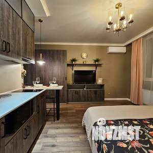 Студия квартира, посуточно, 30м2, 20/25 этаж