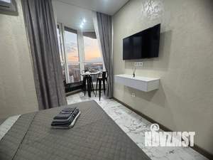 Студия квартира, посуточно, 20м2, 24/24 этаж