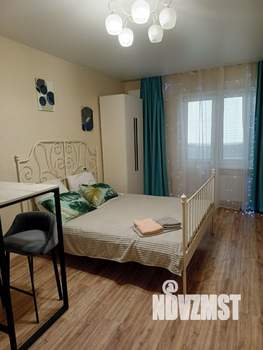 Студия квартира, посуточно, 28м2, 3/18 этаж