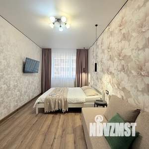 1-к квартира, посуточно, 40м2, 12/20 этаж