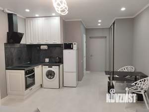 Студия квартира, посуточно, 38м2, 16/25 этаж