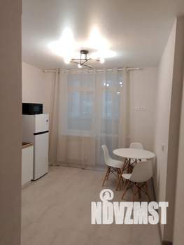 1-к квартира, посуточно, 41м2, 7/20 этаж