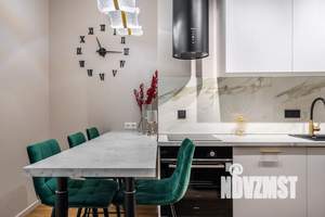 2-к квартира, посуточно, 54м2, 3/23 этаж