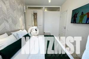 2-к квартира, посуточно, 45м2, 19/24 этаж