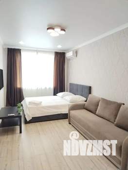 1-к квартира, посуточно, 40м2, 21/25 этаж