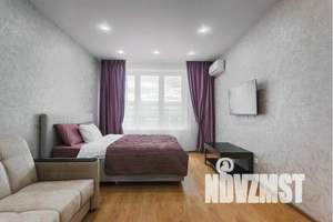 1-к квартира, посуточно, 35м2, 4/20 этаж