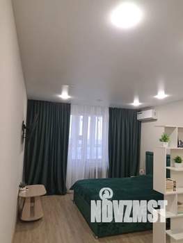 Студия квартира, посуточно, 36м2, 25/25 этаж