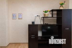 1-к квартира, посуточно, 38м2, 11/22 этаж