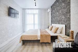 1-к квартира, посуточно, 32м2, 16/25 этаж