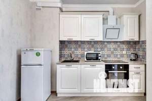 1-к квартира, посуточно, 40м2, 8/24 этаж