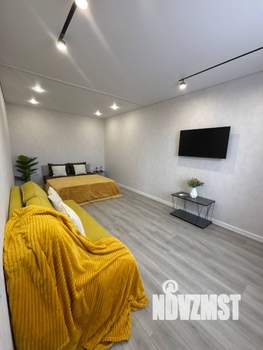 1-к квартира, посуточно, 39м2, 1/19 этаж