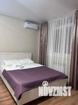 Студия квартира, посуточно, 40м2, 16/17 этаж