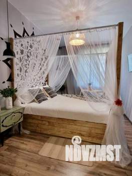 1-к квартира, посуточно, 50м2, 1/1 этаж