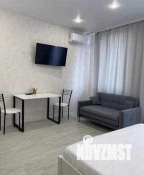 Студия квартира, посуточно, 39м2, 10/25 этаж