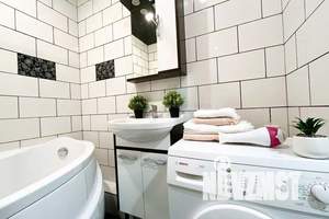 2-к квартира, посуточно, 54м2, 1/1 этаж