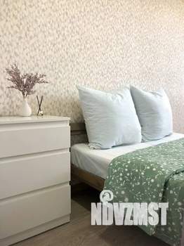 Студия квартира, посуточно, 28м2, 13/18 этаж