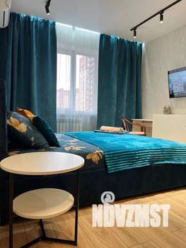 1-к квартира, посуточно, 42м2, 8/22 этаж