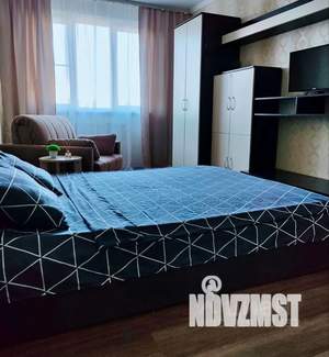 1-к квартира, посуточно, 40м2, 5/20 этаж