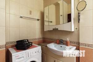 1-к квартира, посуточно, 65м2, 1/1 этаж