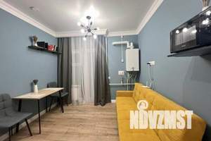 1-к квартира, посуточно, 38м2, 10/25 этаж