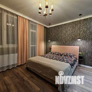 Студия квартира, посуточно, 30м2, 20/25 этаж
