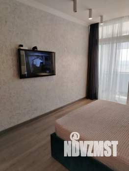 1-к квартира, посуточно, 35м2, 17/31 этаж