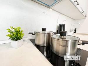 Студия квартира, посуточно, 42м2, 22/22 этаж