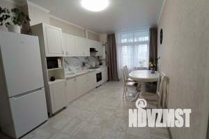 2-к квартира, посуточно, 71м2, 1/20 этаж