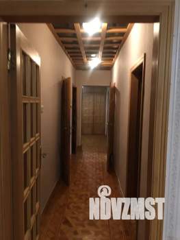 3-к квартира, посуточно, 82м2, 1/2 этаж