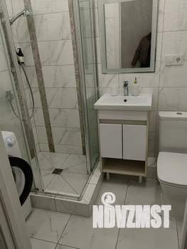 1-к квартира, посуточно, 40м2, 15/25 этаж