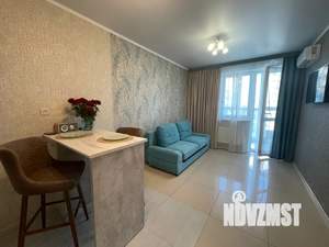 Студия квартира, посуточно, 30м2, 18/24 этаж