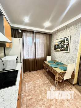 2-к квартира, на длительный срок, 72м2, 8/17 этаж