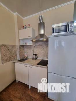 Студия квартира, посуточно, 26м2, 10/25 этаж