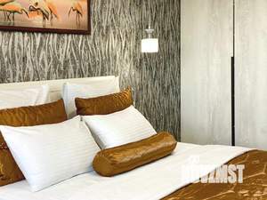 3-к квартира, посуточно, 75м2, 1/1 этаж