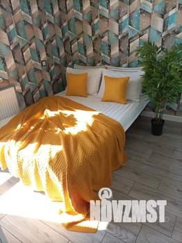 Студия квартира, посуточно, 40м2, 24/24 этаж
