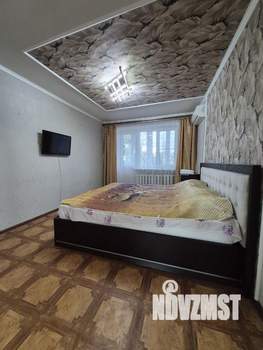 2-к квартира, посуточно, 45м2, 4/6 этаж