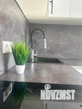 1-к квартира, посуточно, 39м2, 3/25 этаж