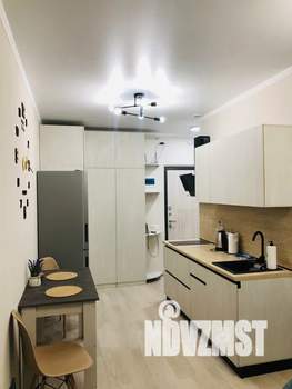 Студия квартира, посуточно, 28м2, 10/10 этаж