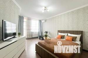 1-к квартира, посуточно, 40м2, 13/25 этаж