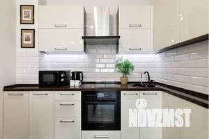 1-к квартира, посуточно, 50м2, 1/6 этаж