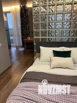 1-к квартира, посуточно, 33м2, 8/25 этаж