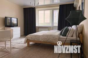 1-к квартира, посуточно, 42м2, 9/9 этаж