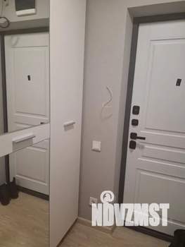 Студия квартира, посуточно, 36м2, 2/18 этаж