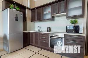 2-к квартира, посуточно, 46м2, 18/22 этаж