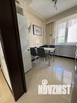 3-к квартира, посуточно, 75м2, 2/2 этаж