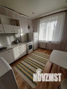 1-к квартира, посуточно, 35м2, 2/10 этаж