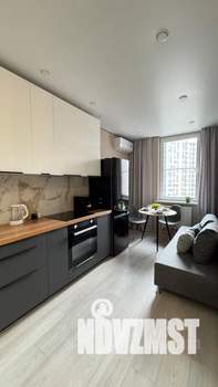 1-к квартира, посуточно, 36м2, 18/25 этаж