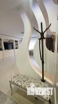 3-к квартира, на длительный срок, 130м2, 3/10 этаж
